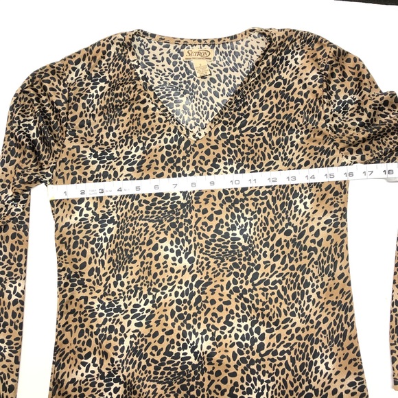 5/$15 Setron Stretch Leopard Animal Print Top Sm - Picture 4 of 6